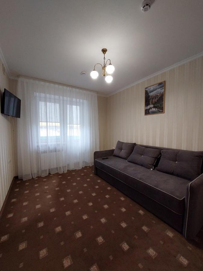 Apart-Hotel 24/7 Kamianets-Podilskyi Exterior photo